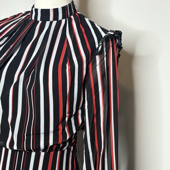 Area Stars Striped Long Sleeve Ruffle Mini Dress XS Black White Red - Picture 9 of 11